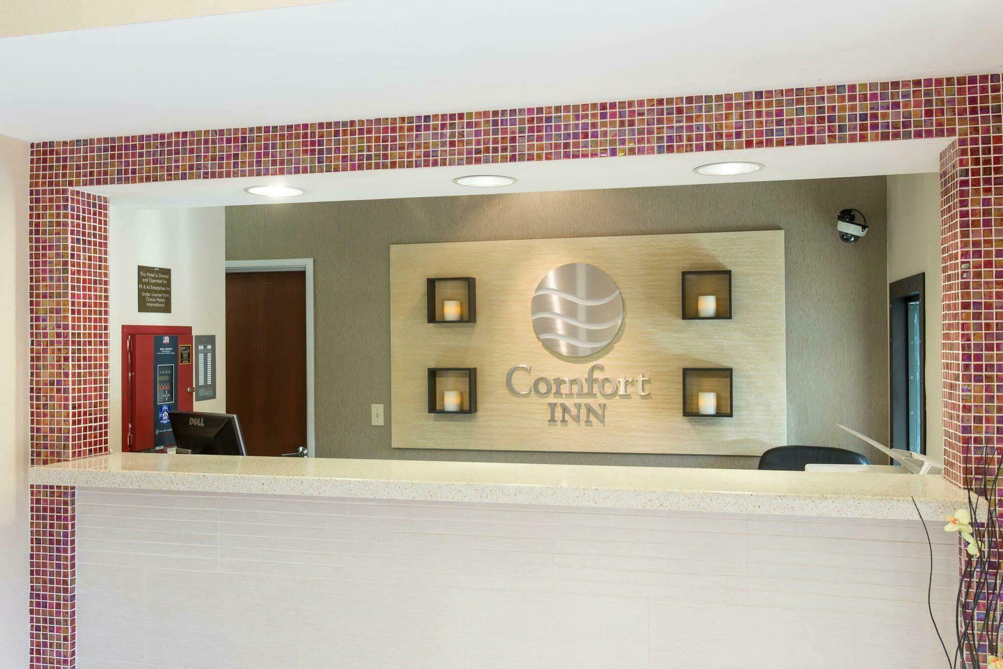 Comfort Inn Pittsburgh Exterior foto